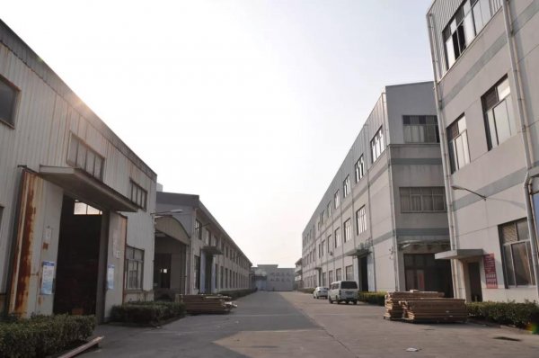 我們也想低調(diào)，只是如今實力不允許我們這么做